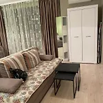 아파트 Roma